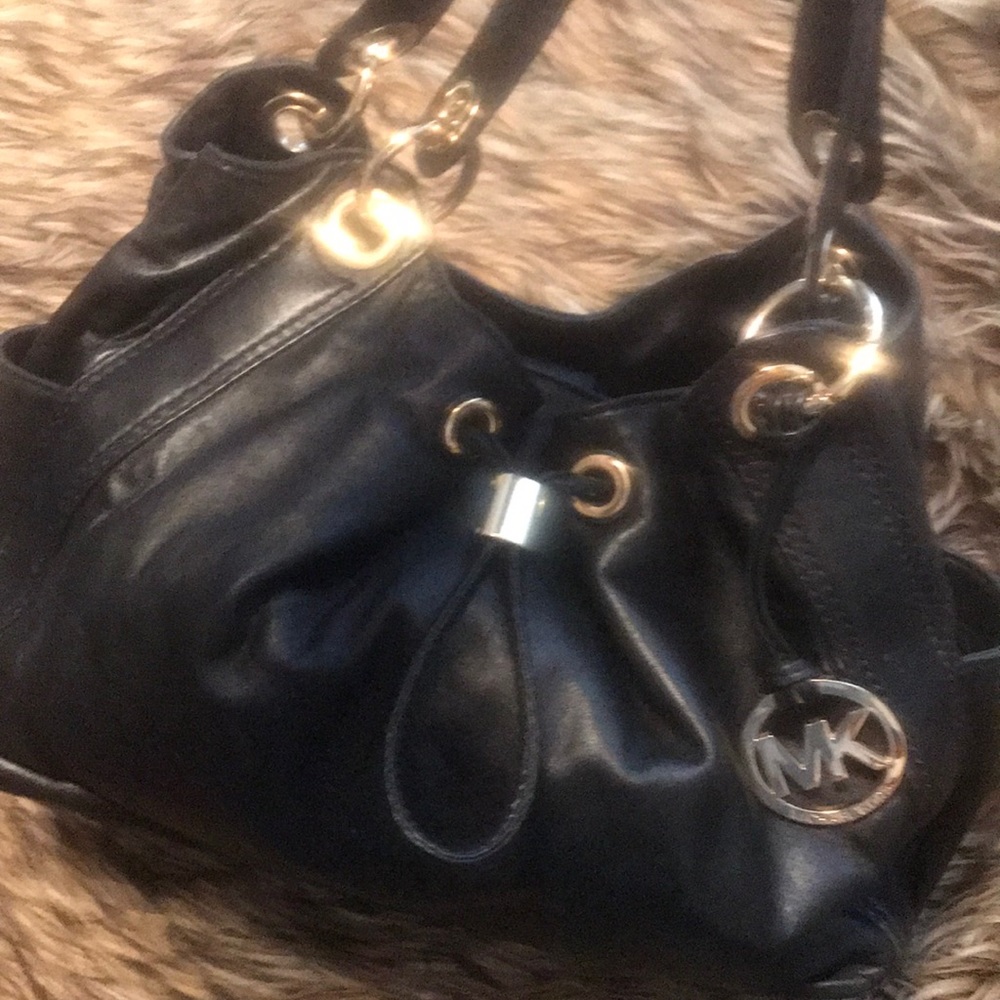 Michael Kors EUC Bag